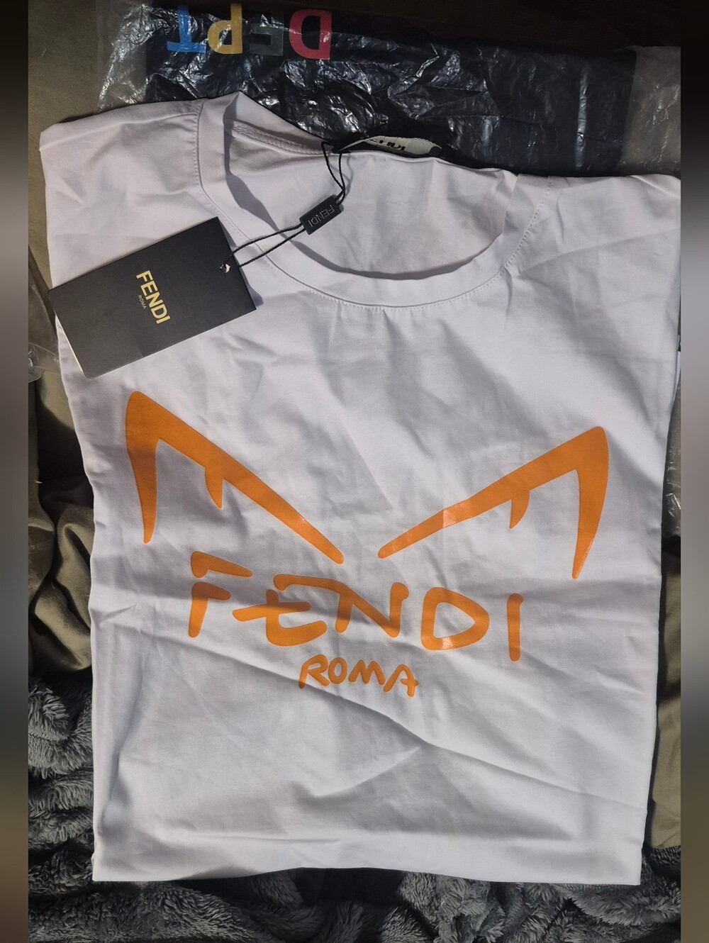 NWT FENDI ROMA T-SHIRT